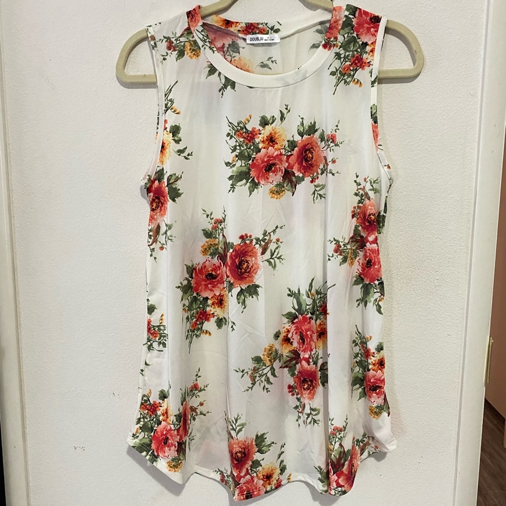 Floral Tank New Never Worn Large